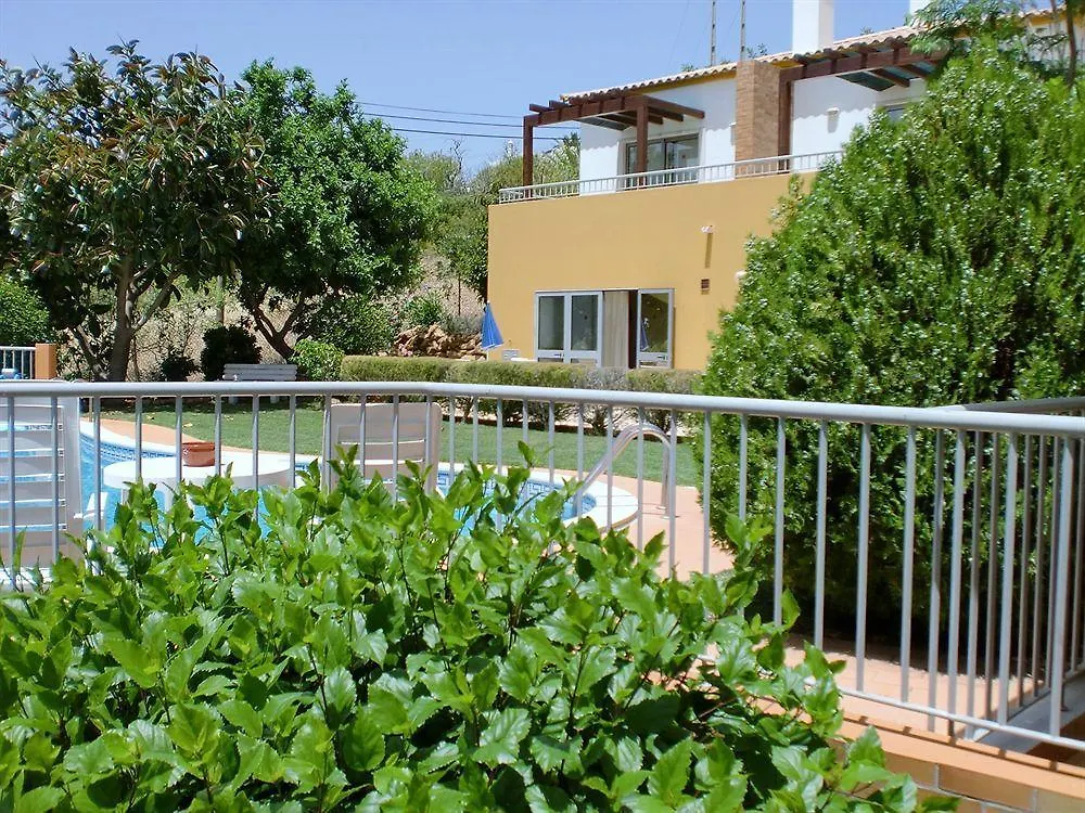 Отель Quinta Dos Caracois Лагуш 3*,