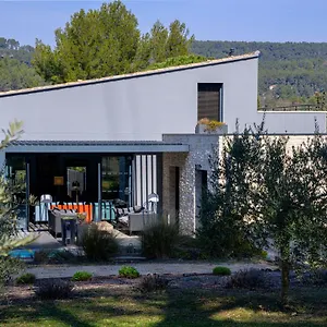 Bed & Breakfast Maison-m Aix