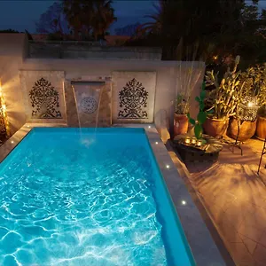 Riad Swaka ****