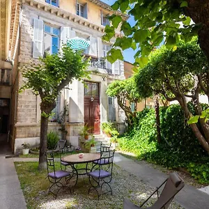 Hostel La Maioun 